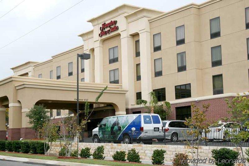 Hampton Inn And Suites San Antonio Airport Exterior foto